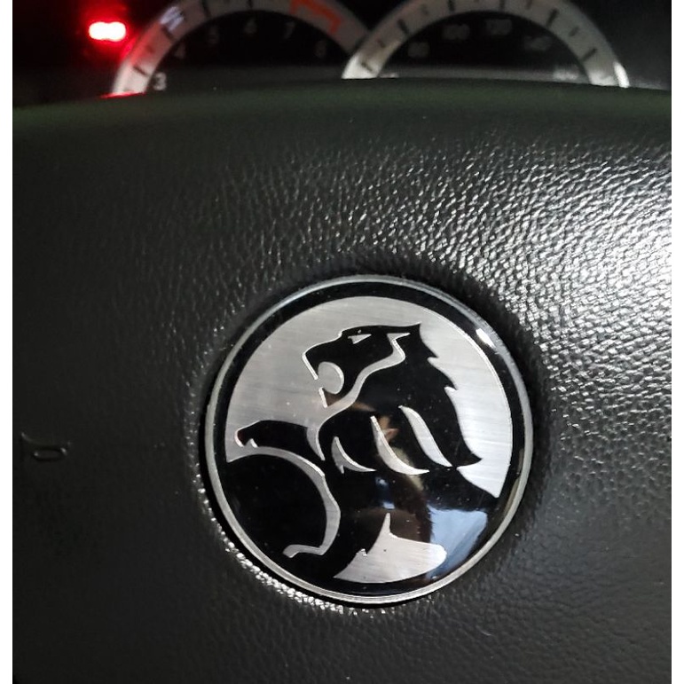 Logo captiva decal nổi.