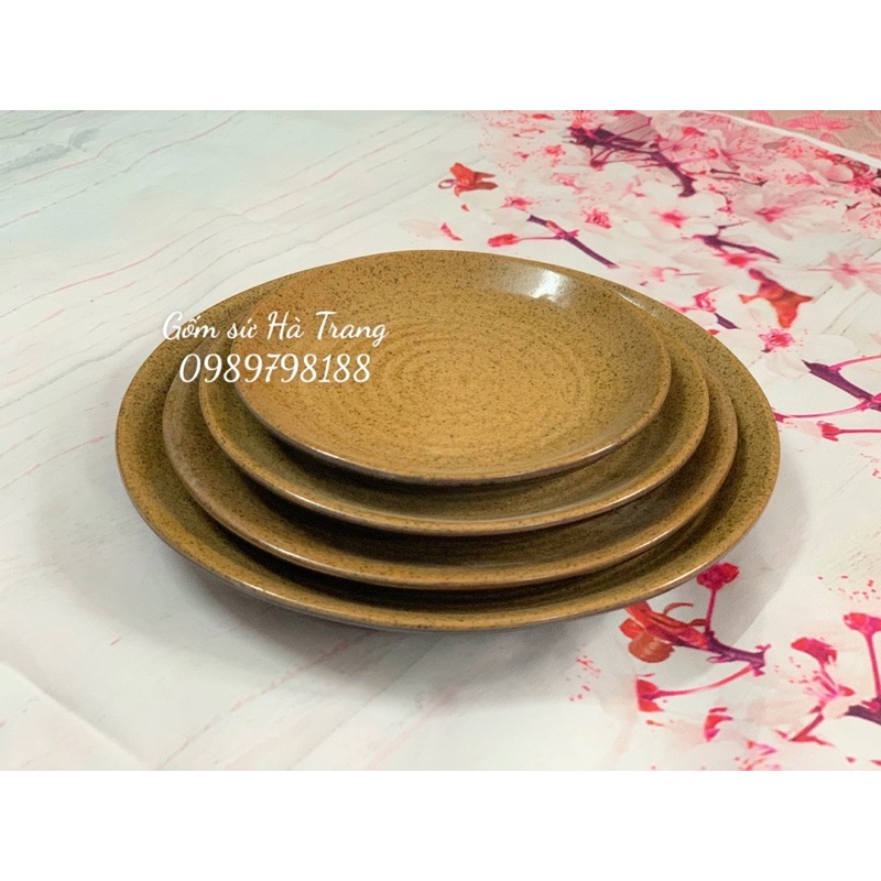 Đĩa tròn men đen lòng nâu gốm hạt tiêu các size đk từ 12 đến 20cm
