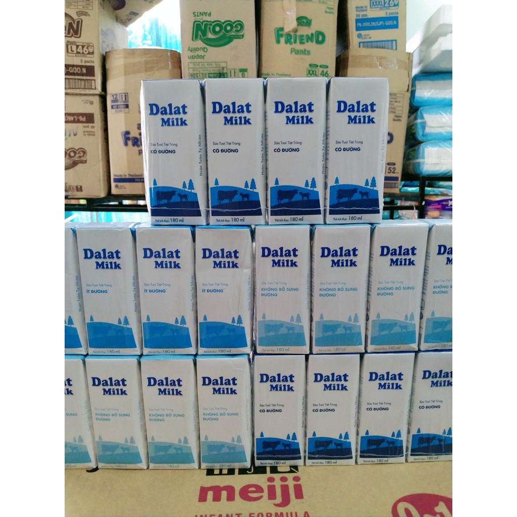 LỐC 4 HỘP SỮA TƯƠI TIỆT TRÙNG ĐÀ LẠT MILK 110ml,180ML CÓ ĐƯỜNG/ ÍT ĐƯỜNG/ KHÔNG ĐƯỜNG DATE Mới