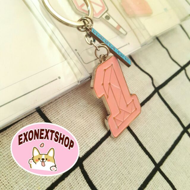 MÓC KHÓA EXO, WANNA ONE