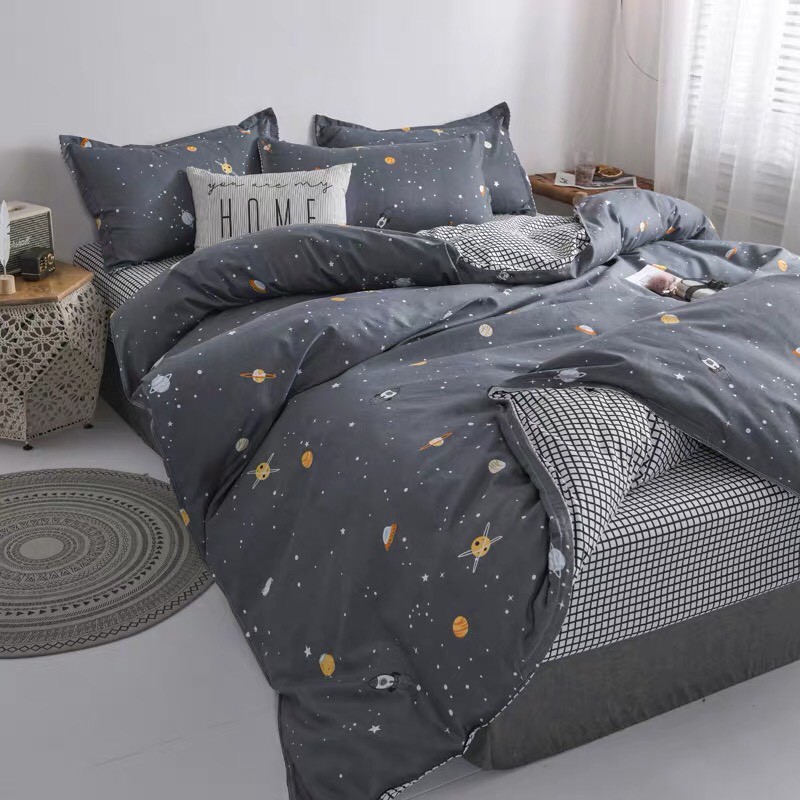 Bộ Chăn Ga Gối Cotton Poly Vũ Trụ Chần Phao