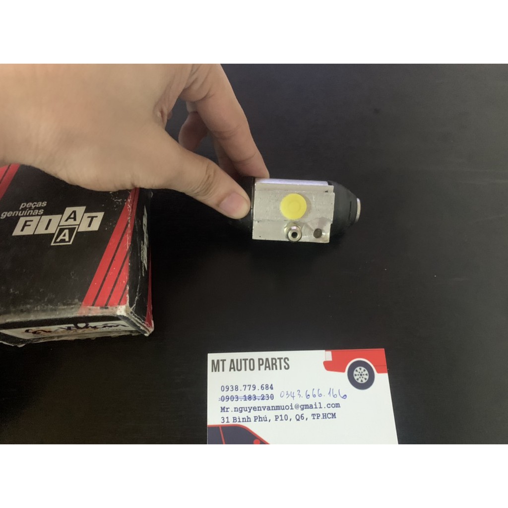 Heo con thắng sau Fiat siena