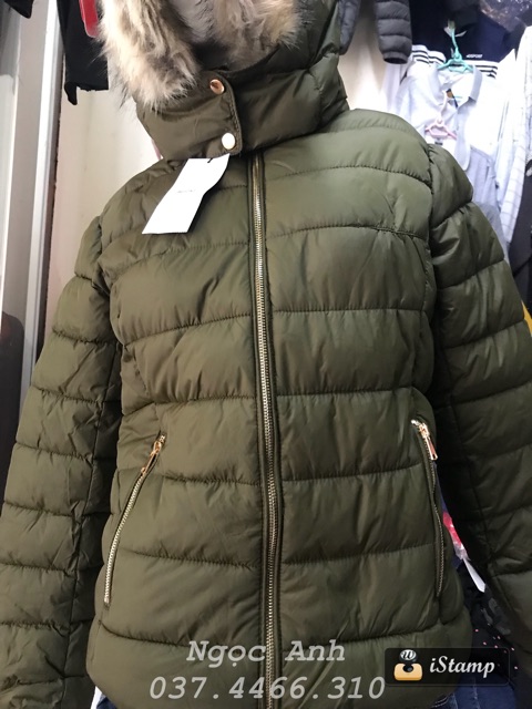 Áo phao Bershka mũ lông