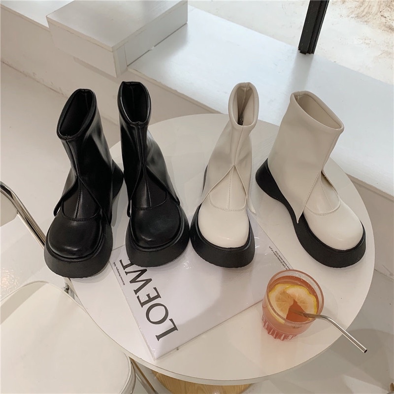 Giày bốt nữ cổ xoè không khoá cá tính đế cao 5cm Bốt nữ cao cổ phong cách Hàn Quốc