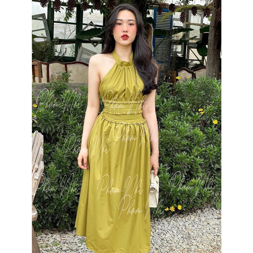 Váy maxi yếm màu xanh cốm, Đầm maxi dáng dài đi biển, đi du lịch
