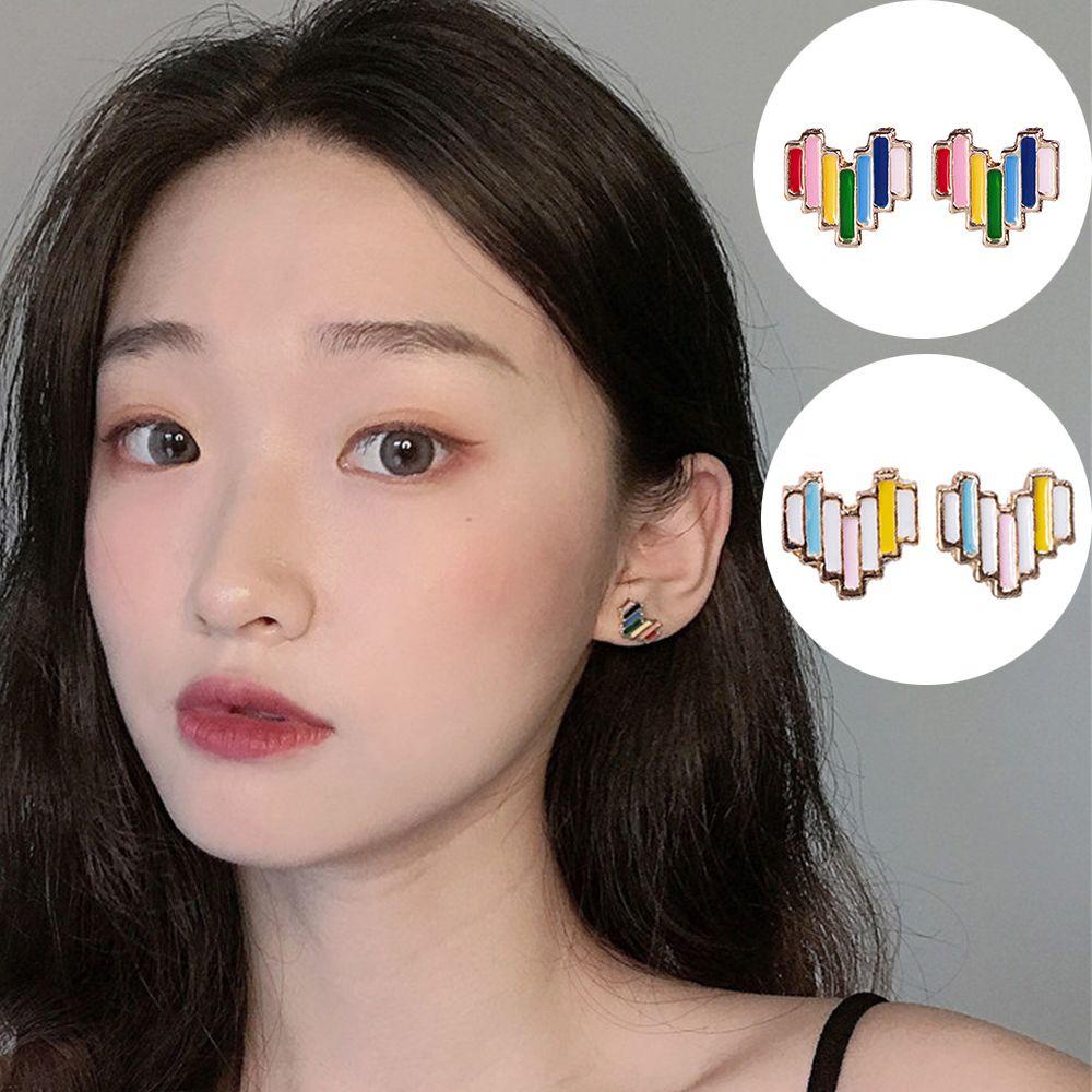 1 Đôi Khuyên Tai Hình Trái Tim Màu Cầu Vồng Mini Thời Trang Cho Nữ