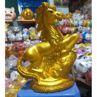 Heo đất thạch cao  ngựa vàng