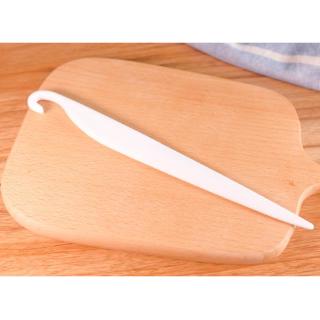 1 Dụng Cụ Cắt Bột Hình Chiếc Răng Dễ Sử Dụng