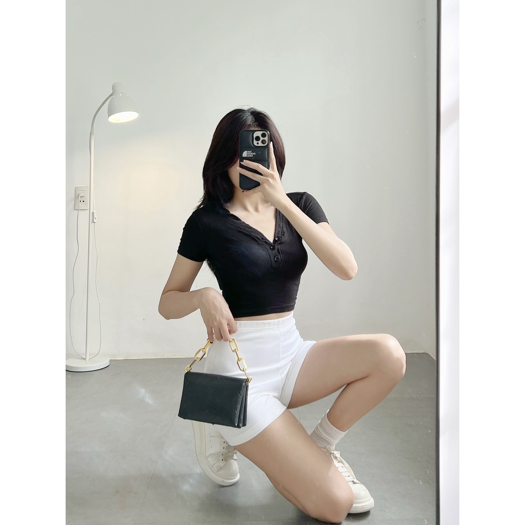 Áo croptop HHVINTAGE kiểu cổ tim, nút cài