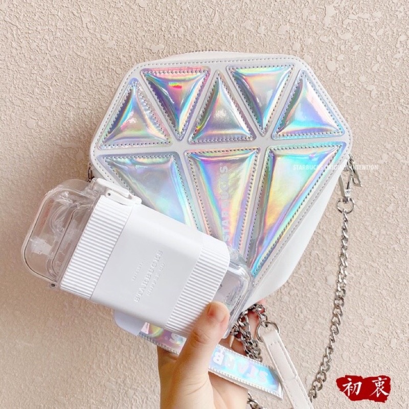 LY DỨA STARBUCKS CÓ SẴN