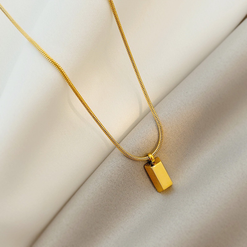 Vòng cổ titan nữ không gỉ mạ vàng 18k thiết kế đơn giản thời trang thanh lịch