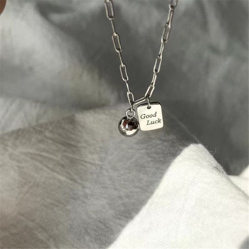 Vòng Tay Mặt Quả Cầu May Mắn Thời Trang Hàn Quốc