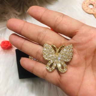 Cài áo con bướm full đá. kt 3 x 3,5cm
