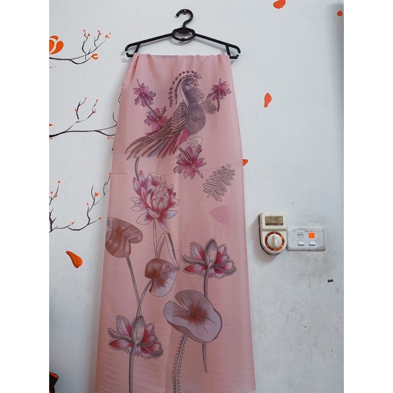 Vải tơ óng để may áo dài cách tân