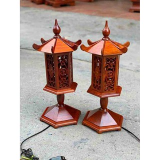 Cặp đèn thờ mái chùa gỗ hương ta