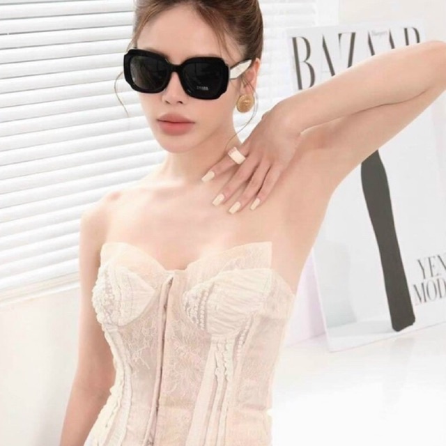 Kính mát nữ Pra'da mẫu mới nhất siêu sang - Kính thời trang bảo vệ mắt