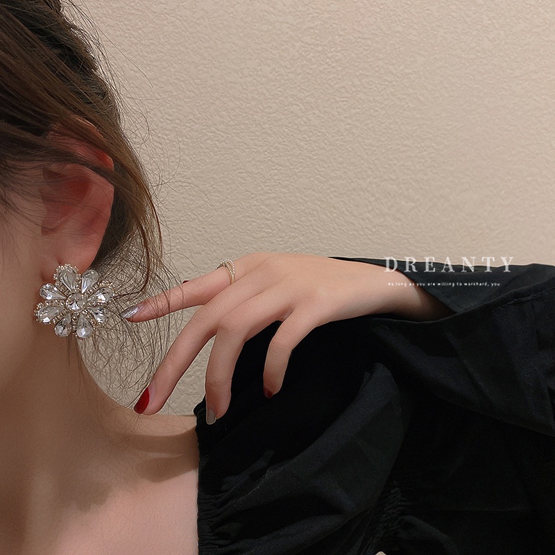 Bông Tai Mạ Bạc 925 Hình Hoa Đính Kim Cương Giả Phong Cách Âu Mỹ Thời Trang Cho Nữ