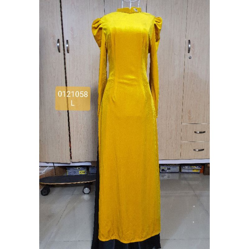 Áo dài nhung trẻ