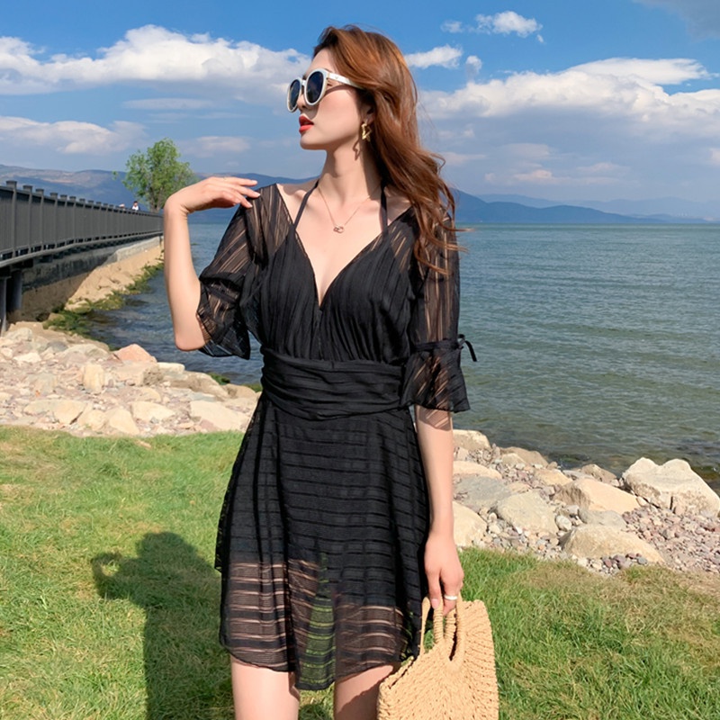 Bikini bigsize, bộ đồ bơi liền váy kín đáo