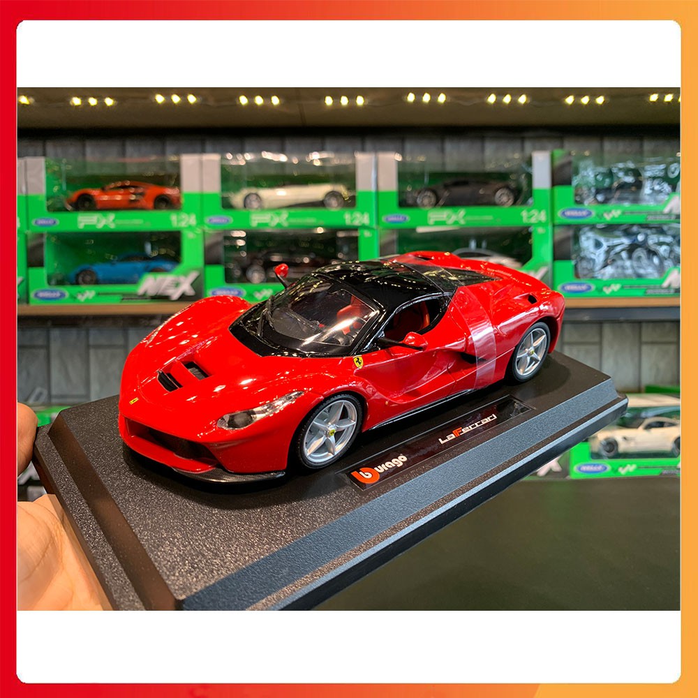 Mô hình xe Ferrari Laferrari tỉ lệ 1:24 hãng Bburago