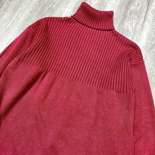 Váy len lông cừu dáng suông, cổ lọ