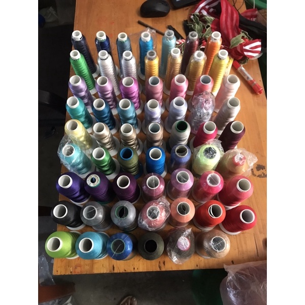 Chỉ may khách đặt