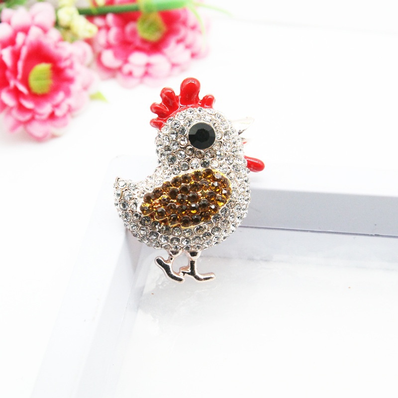 Trâm Cài Áo Hình Gà Con Đính Đá Dễ Thương Chất Lượng Cao Cho Nữ