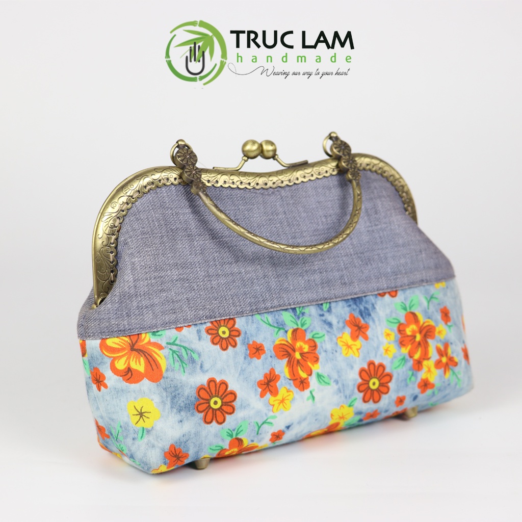 Túi Xách Tay Đeo Chéo Thời Trang Nữ Vải Denim Khóa Nẹp Đồng Họa Tiết Hoa - Trúc Lâm Handmade