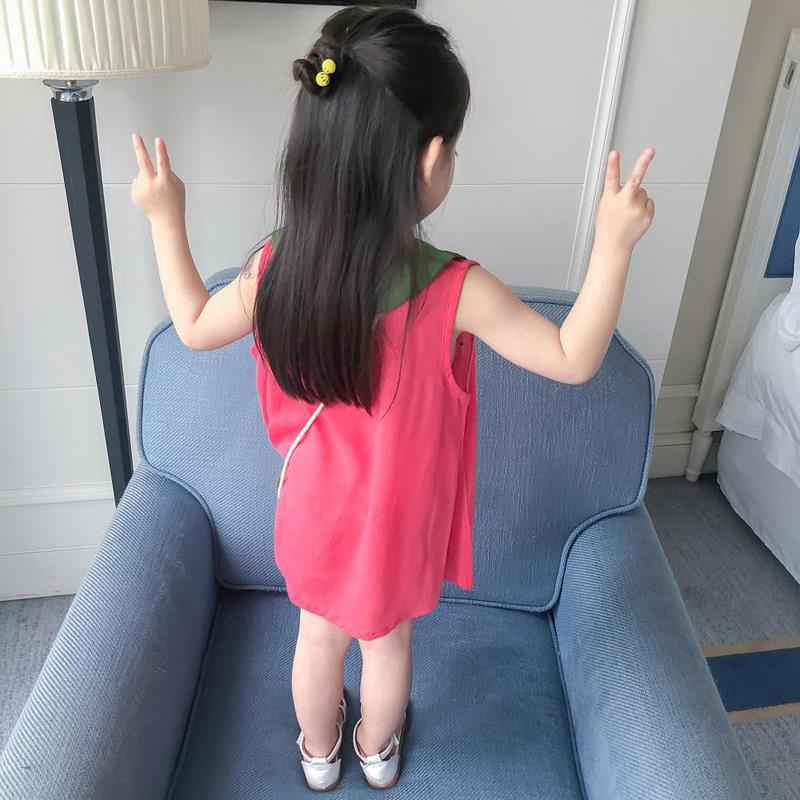 Đầm Công Chúa Sát Nách Hoạ Tiết Dâu Tây Cho Bé Gái
