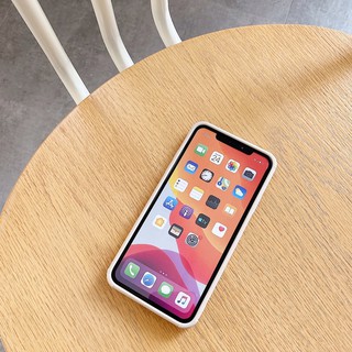 Ốp lưng iphone chú mèo vàng N24
