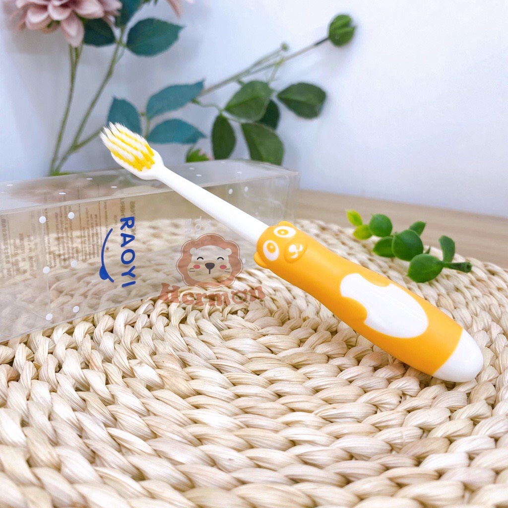 [3-6Y] Bàn Chải Trẻ Em  Hình Gấu Raoyi Cao Cấp Xuất Nhật Cho Bé Babibu - BCHGR