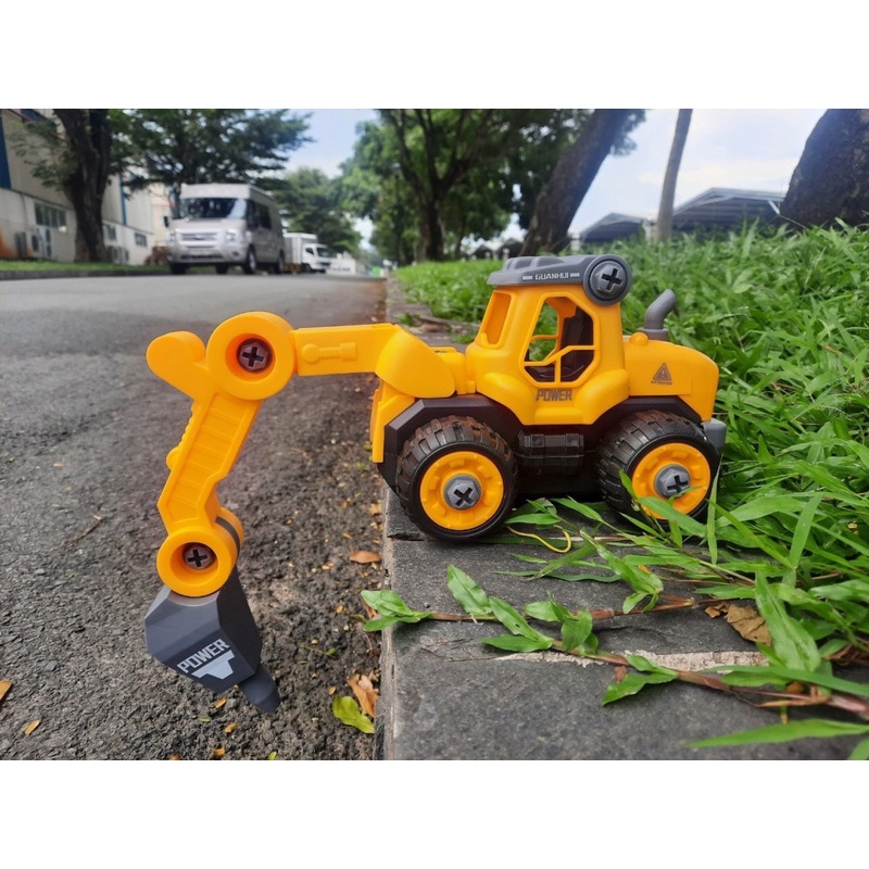 XE CÔNG TRÌNH ĐIỀU KHIỂN TỪ XA-- quà tặng từ ENFA