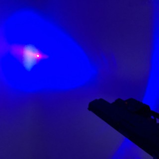 Đồ chơi bắn hạt nhựa tròn có đèn laser