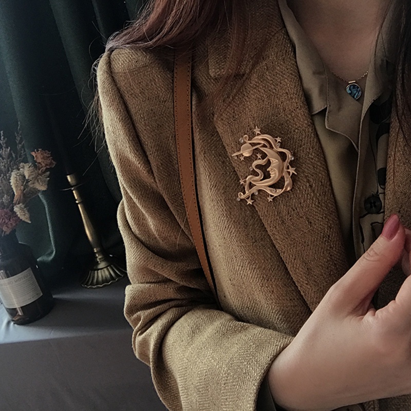 Trâm Cài Áo Hình Động Vật Màu Vàng Đục Dễ Thương Sáng Tạo Phong Cách Cổ Điển Cho Nữ