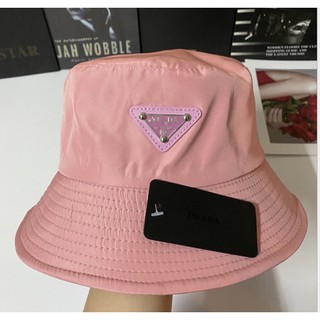 Mũ bucket vành rộng Prada