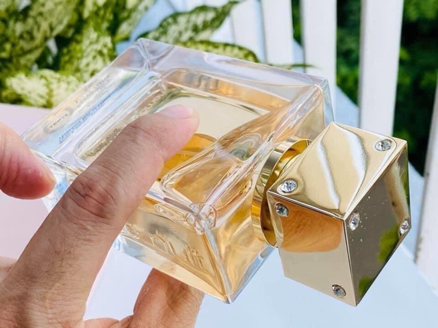 Nước hoa nữ Armaf Club De Nuit woman 105ml EDP