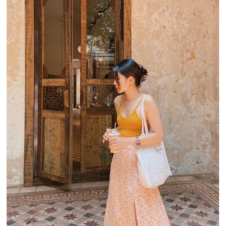 Chân váy hoa nhí cam xẻ tà Meadow Skirt đáng yêu ❤ | BigBuy360 - bigbuy360.vn