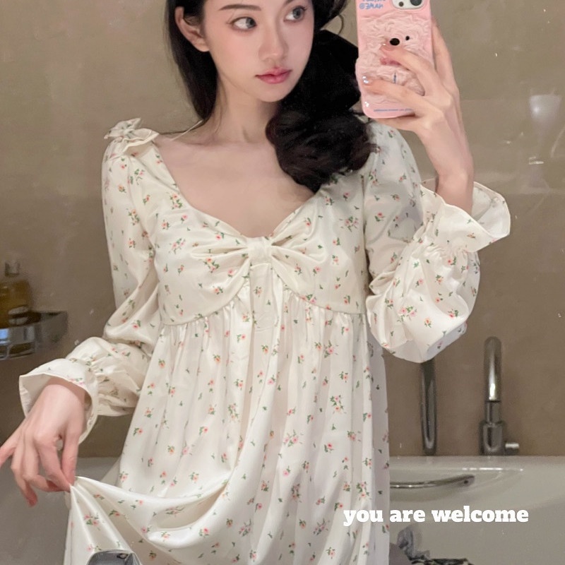Đồ ngủ Tay Dài Cổ Chữ V Phối Ren In Họa Tiết Hoa Thời Trang Mùa Xuân Mới Xinh Xắn Cho Nữ