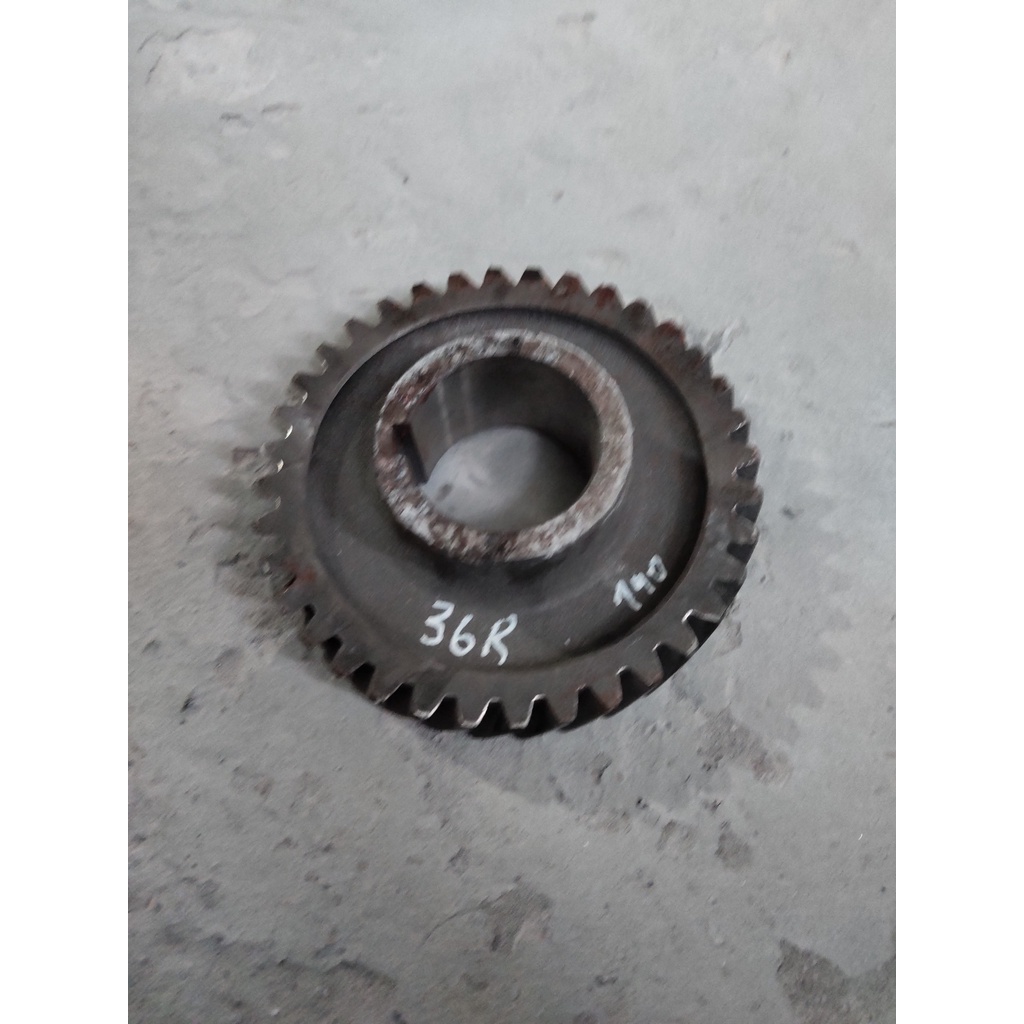 Sản phẩm gia đình làm: Bánh răng tầng dưới 36R cá EQ140