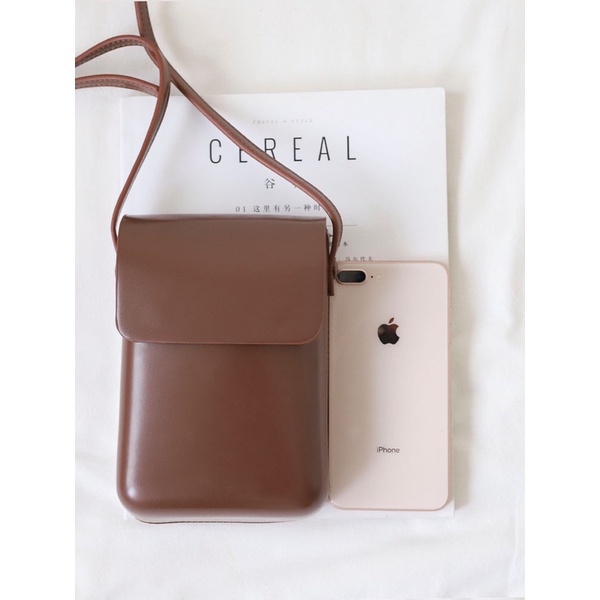 Túi da đeo chéo nam nữ phong cách cổ điển trơn bóng vintage form cứng khóa nam châm BHTT56