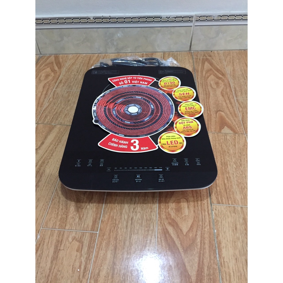 Bếp từ đơn Sato BT044, Siêu cao cấp nhất thị trường Việt Nam, Bảo hành chính hãng 03 năm, Tặng kèm nồi lẩu D30 Siêu đẹp