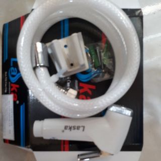 Xịt vệ sinh nhựa
