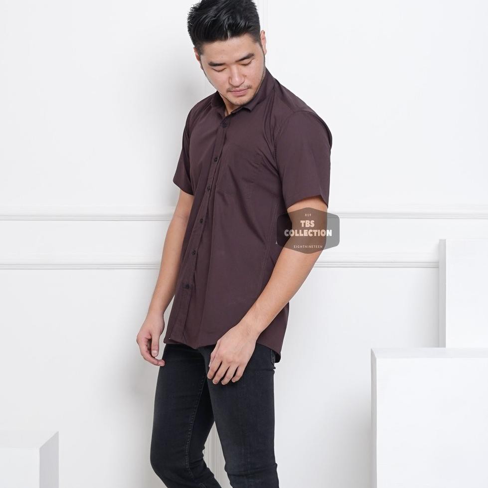 Áo sơ mi trơn tay ngắn màu nâu sẫm thời trang dành cho nam giới 3347 08