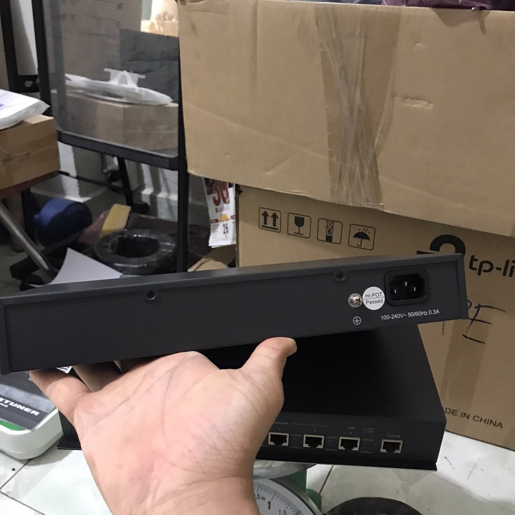 Thiết bị cân bằng tải Tp-link 480T+ ver 6, 7 đẹp, hàng đã qua sử dụng