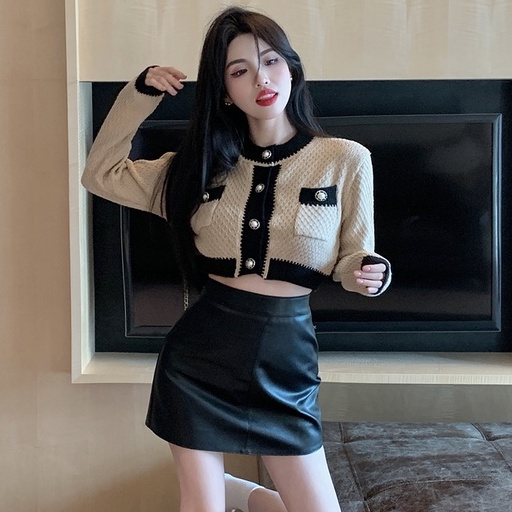 Bộ Áo Cardigan Dệt Kim Dáng Ngắn Phối Màu Tương Phản + Chân Váy pu Lưng Cao Thời Trang Hàn Quốc Cho Nữ