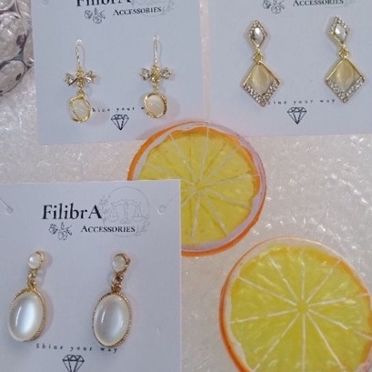 Bông tai đá mắt mèo sang trọng ảnh thật.