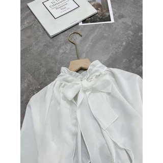 VÁY TRẮNG CỔ BÈO