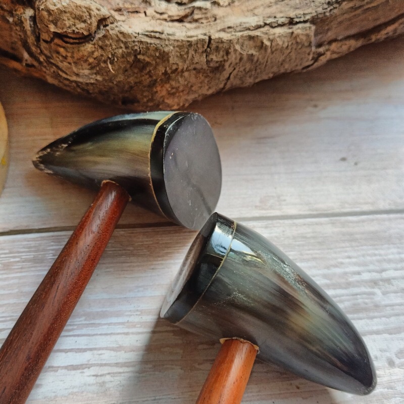 Cây búa đấm lưng bằng sừng trâu tự nhiên