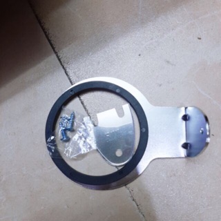 Kệ để máy sấy cho salon tóc và barbershop