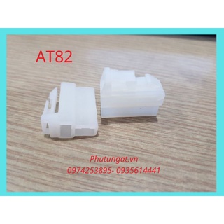 Nhựa 2 lỗ 2p 6.3 đầu đực -at82